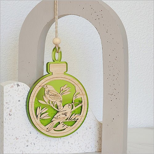 Acrylic and Bamboo Huia Bird Christmas Ornament - Image 3