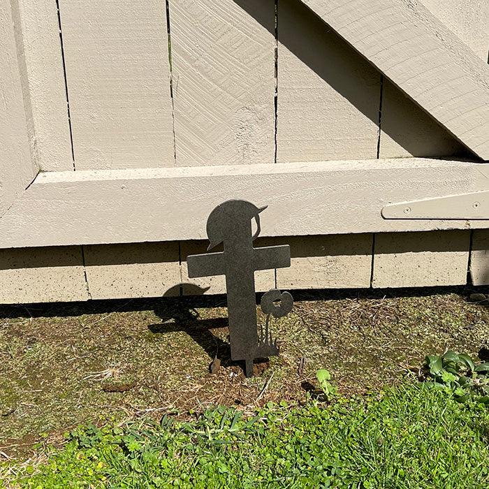 ANZAC Day Soldiers Cross Helmet and Poppy Garden Ornament - Image 3
