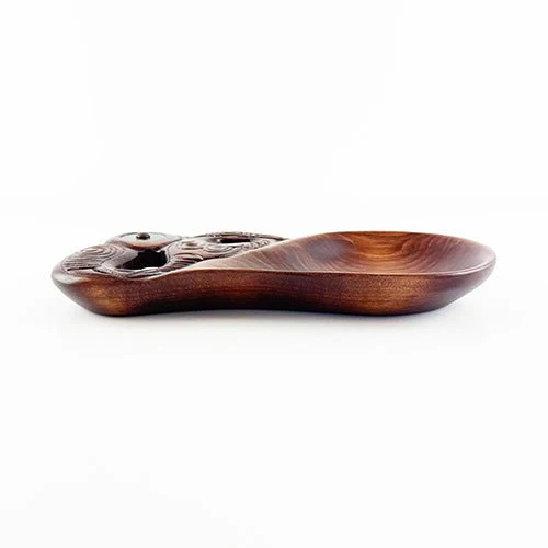 Beautiful Maori Wooden Bowl with Manaia Head - Image 2