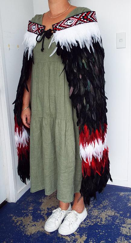 Beautiful Ngapuhi Black White Red Korowai - Image 3