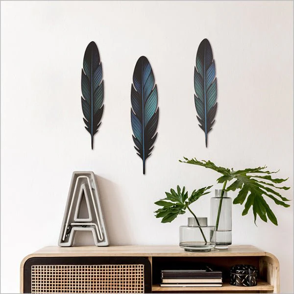 Beautiful NZ Tui Bird Feathers Wall Art