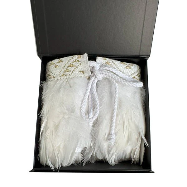 Beautiful White Wedding Korowai Cape - Image 4