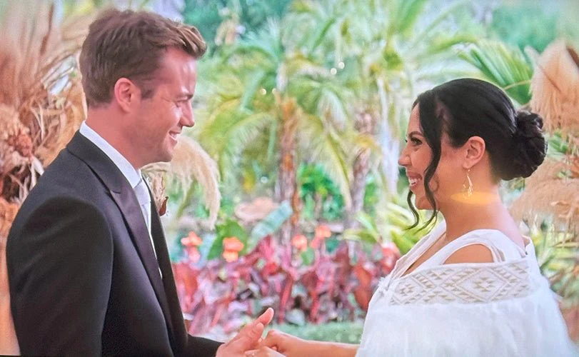 Beautiful White Wedding Korowai Cape - Image 6