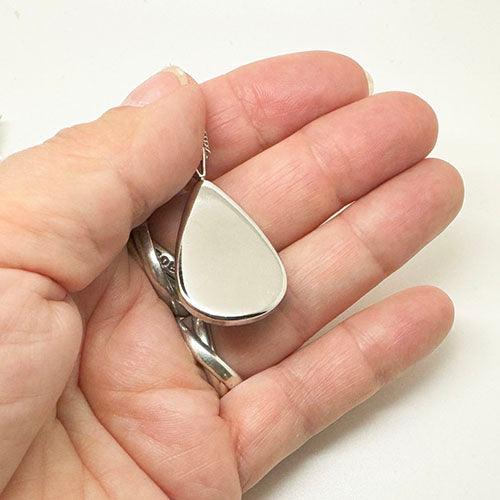 Elegant NZ Paua Shell Teardrop Necklace - Image 3