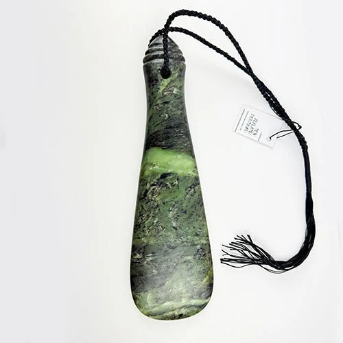 Beautiful Full Size 34.5cm Ngai Tahu Greenstone Mere