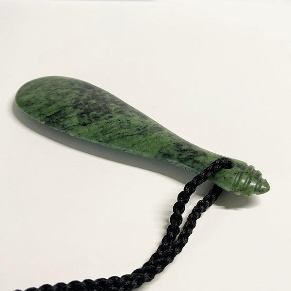 Genuine Ngai Tahu Pounamu 20cm Mere - Image 2