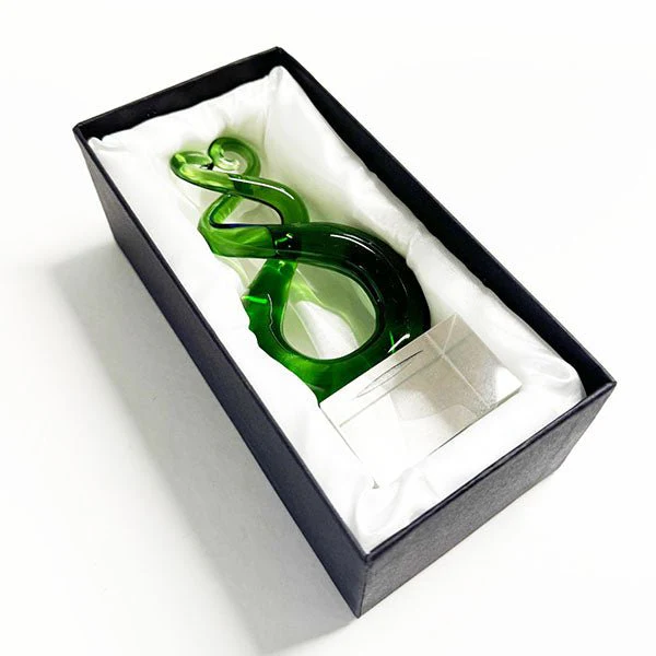 15cm Glass Māori Twist and Koru Ornament or Trophy - Image 3