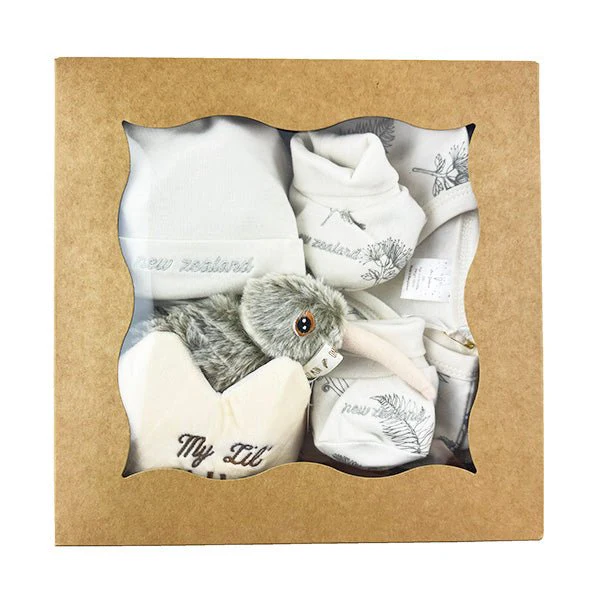 Gorgeous Newborn Kiwi Baby Romper Set in Gift Box - Image 2
