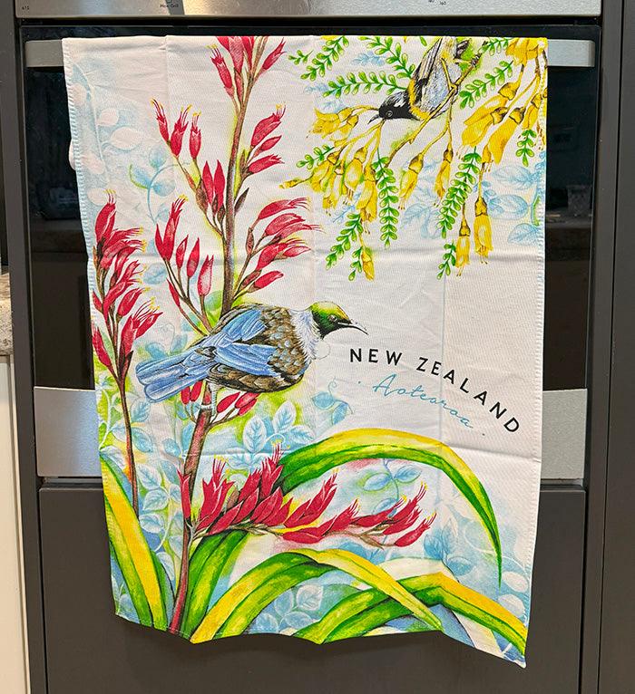Gorgeous NZ Birds Tui Fantail Kowhai and Flax Teatowel - Fabulous NZ Souvenir - Image 3