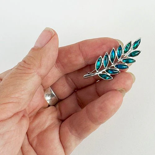 Gorgeous NZ Paua and Silver Fern Brooch - Image 2