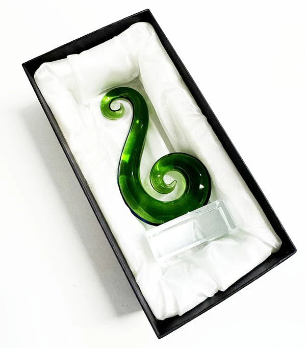 Green Glass Maori Koru Hook Ornament or Trophy - Image 3