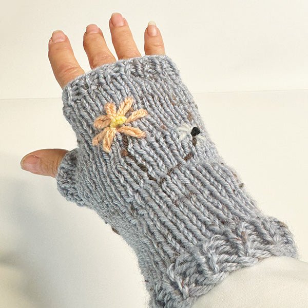 Handmade Grey Wool Fingerless Gloves with Pretty Flower Embroidery - Image 4