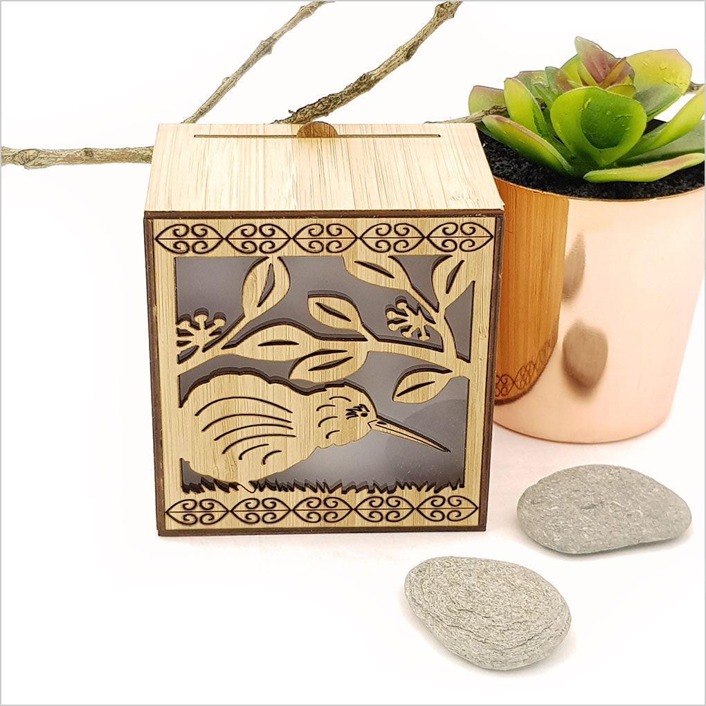 Kiwi and Pohutukawa LED Tealight Lantern - Image 4