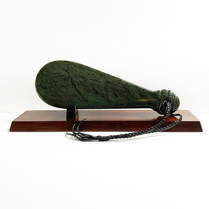 Large 29cm NZ Maori Greenstone Mere - Image 3