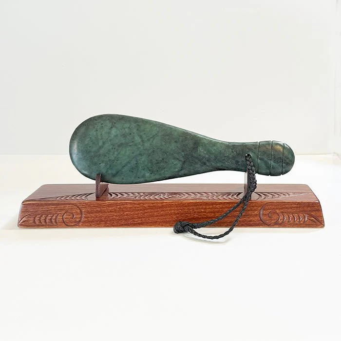 Large 30cm NZ Maori Greenstone Pounamu Mere - Image 3