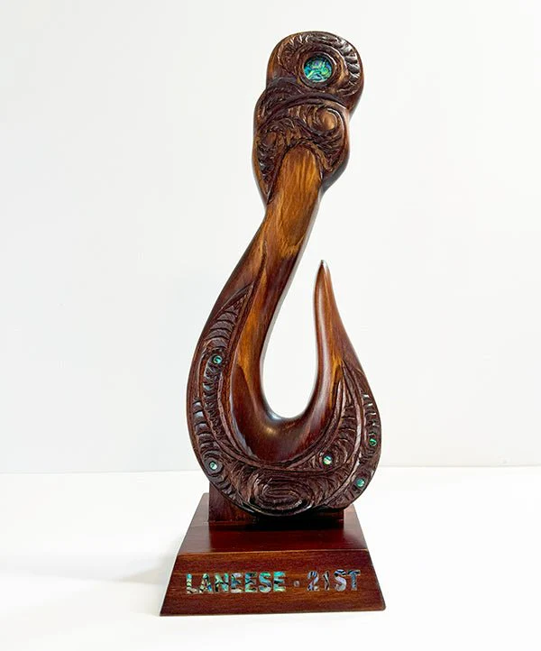 40cm Tall Maori Fish Hook Trophy - Image 3