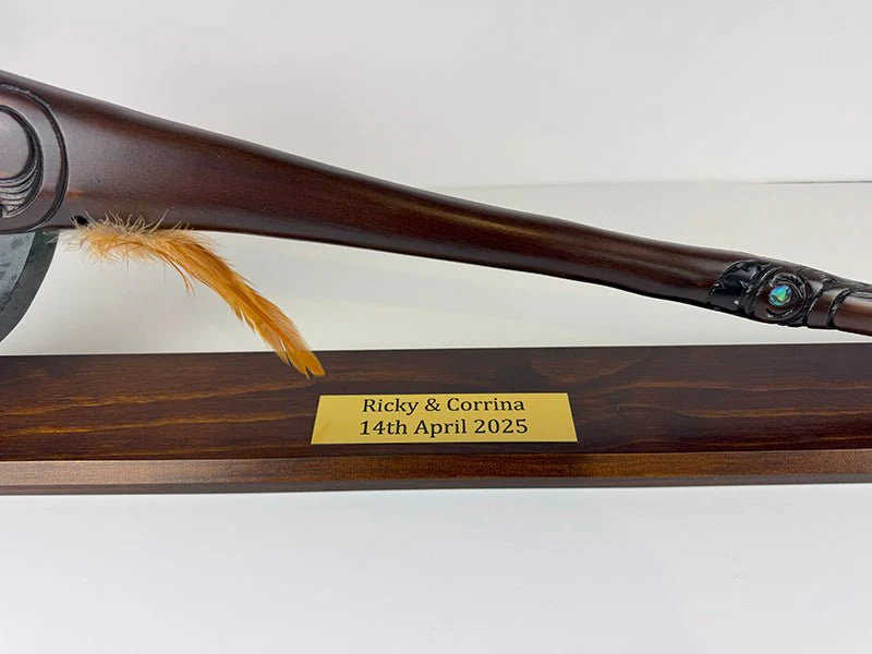 Large Maori Tewhatewha on Stand with Greenstone Blade - Image 8