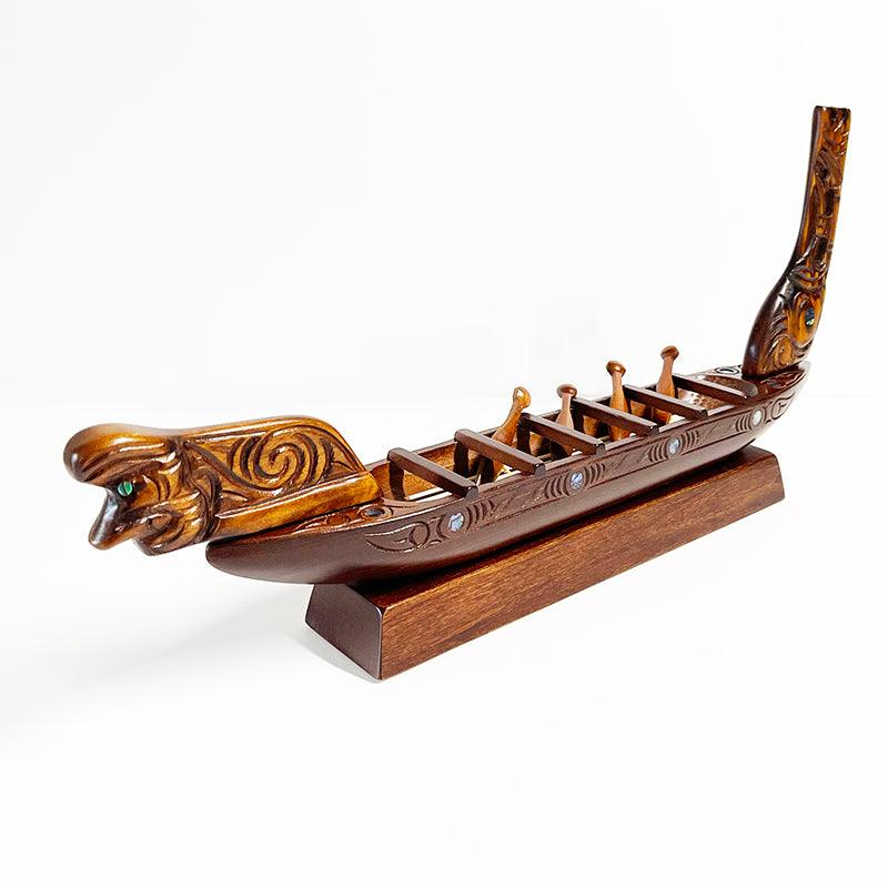 Large Maori War Canoe with Paddles - Image 2