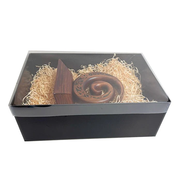 Large Single Koru Wooden Trophy - Image 4