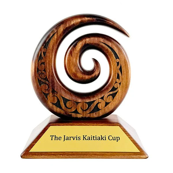 Large Single Koru Wooden Trophy - Image 5