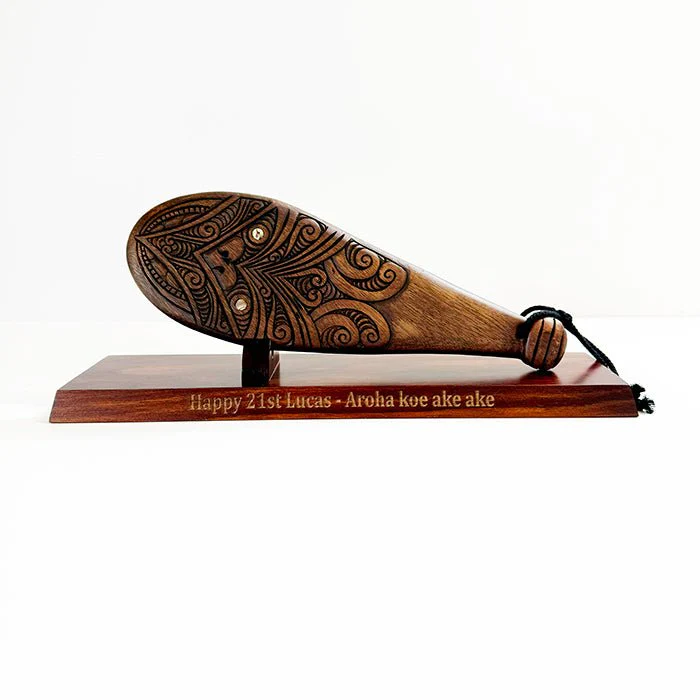 Mahogany Maori Patu - Image 4