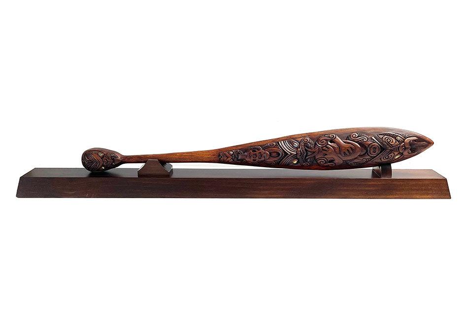 Mahogany Maori Waka Hoe Paddle with Optional Stand - Image 5