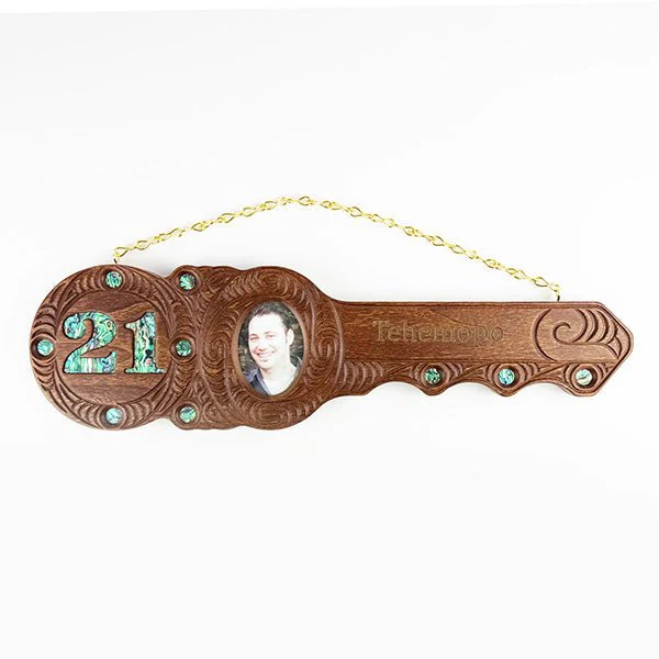 Maori 21st Birthday Key with Photo - Image 4