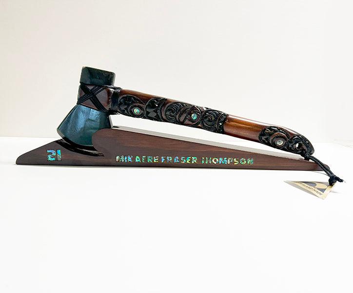 MÄori Axe Toki Kaka Poto with Greenstone Head - Image 14