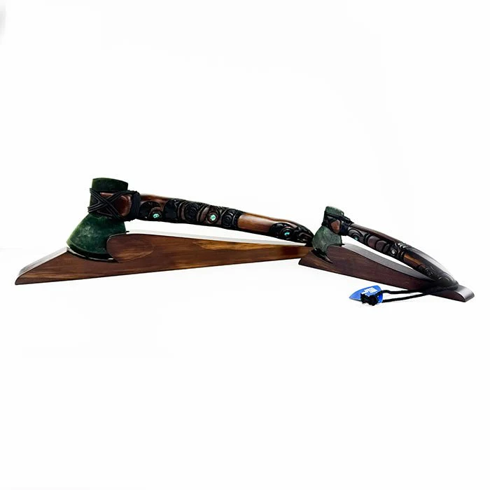 MÄori Axe Toki Kaka Poto with Greenstone Head - Image 2