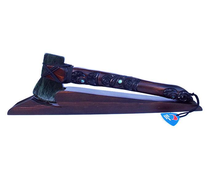 MÄori Axe Toki Kaka Poto with Greenstone Head - Image 8
