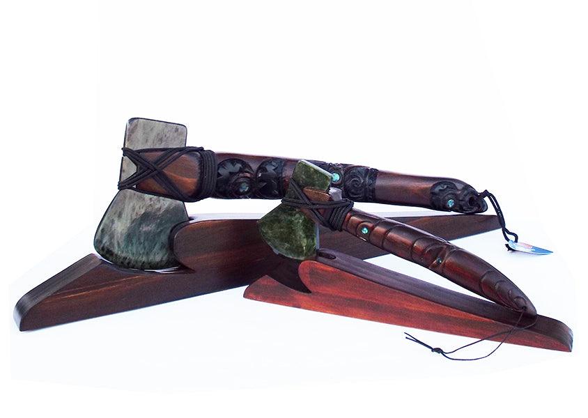 MÄori Axe Toki Kaka Poto with Greenstone Head - Image 9