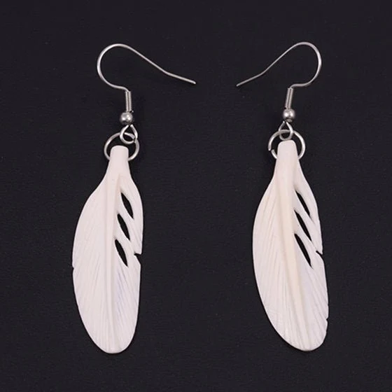 MÄori Cow Bone Feather Earrings 4cm Long