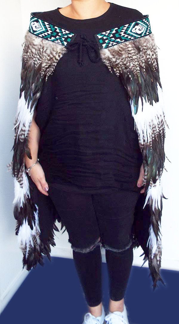 Maori Feather Korowai - White Jade Mottled Stripe - Image 2