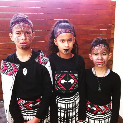 Maori Girls or Boys Korowai Cloak - Image 2