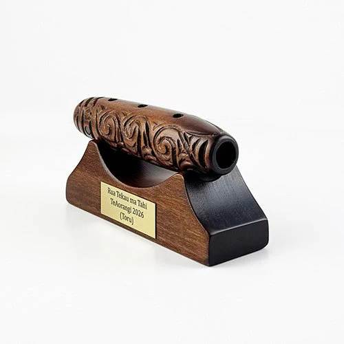 Maori Koauau Flute on Stand - perfect Maori Music Award - Image 3