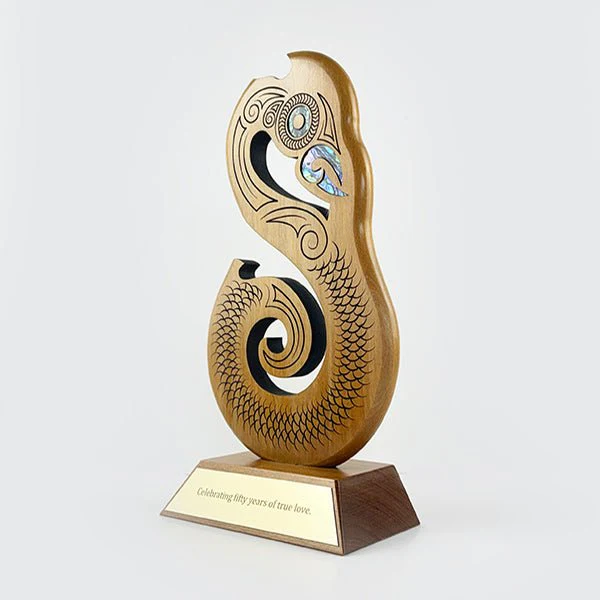 Maori Manaia Protector Trophy - Meaningful Birthday Present - Image 6