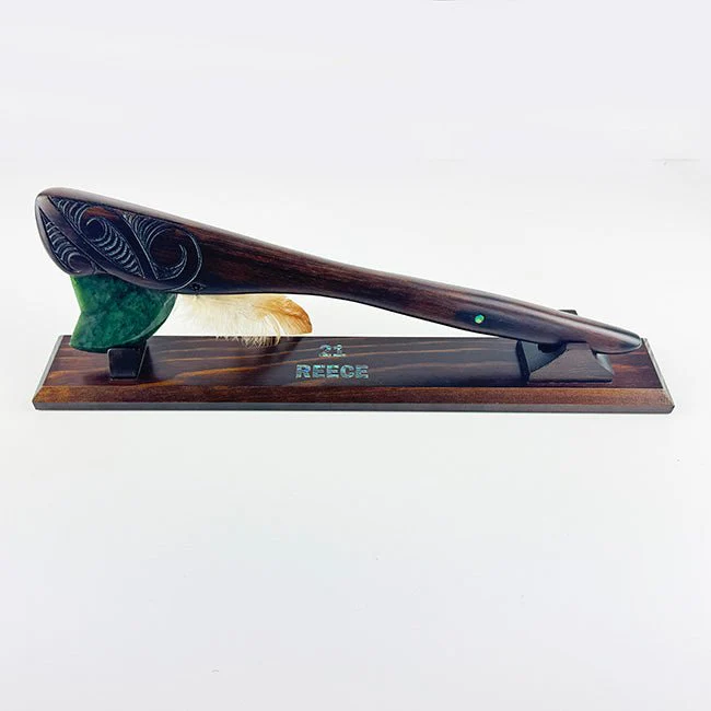 Medium Size Maori Tewhatewha on Stand with Pounamu Blade - Image 13