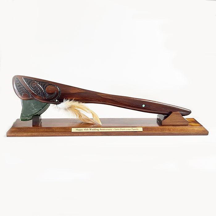 Medium Size Maori Tewhatewha on Stand with Pounamu Blade - Image 4