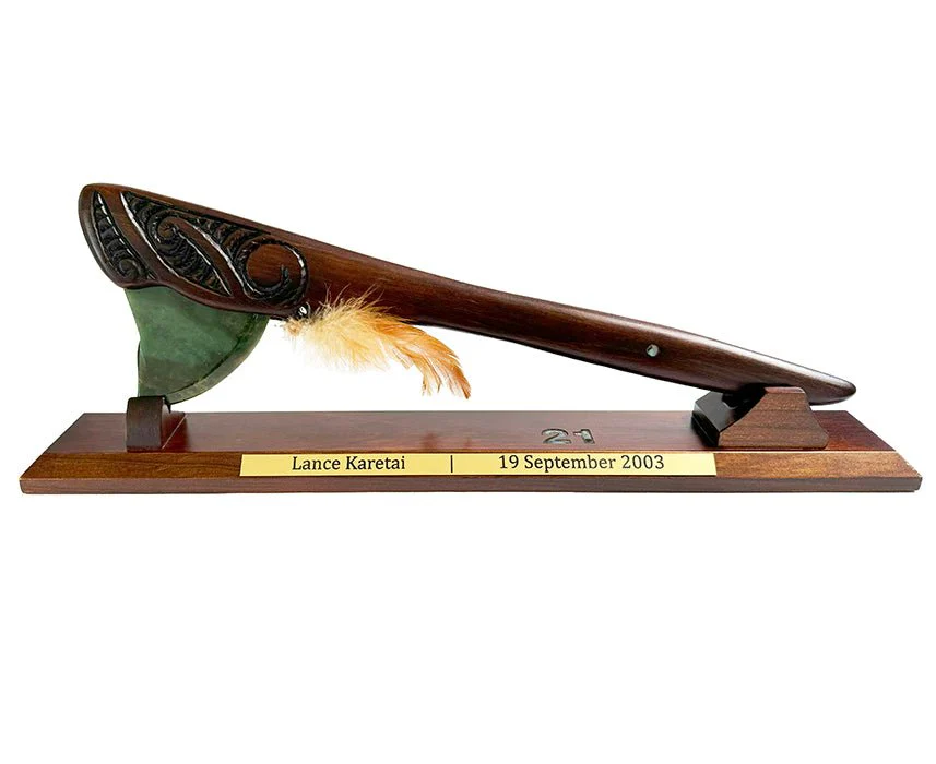 Medium Size Maori Tewhatewha on Stand with Pounamu Blade - Image 6