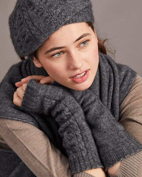Merino Possumsilk Cable Long Gloves - Image 9