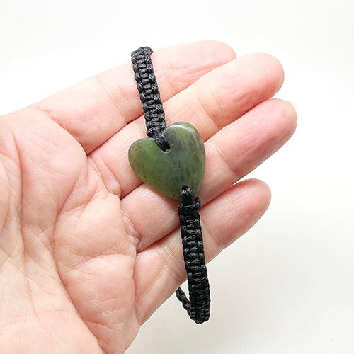 Ngai Tahu Pounamu Greenstone Heart Bracelet - Image 2