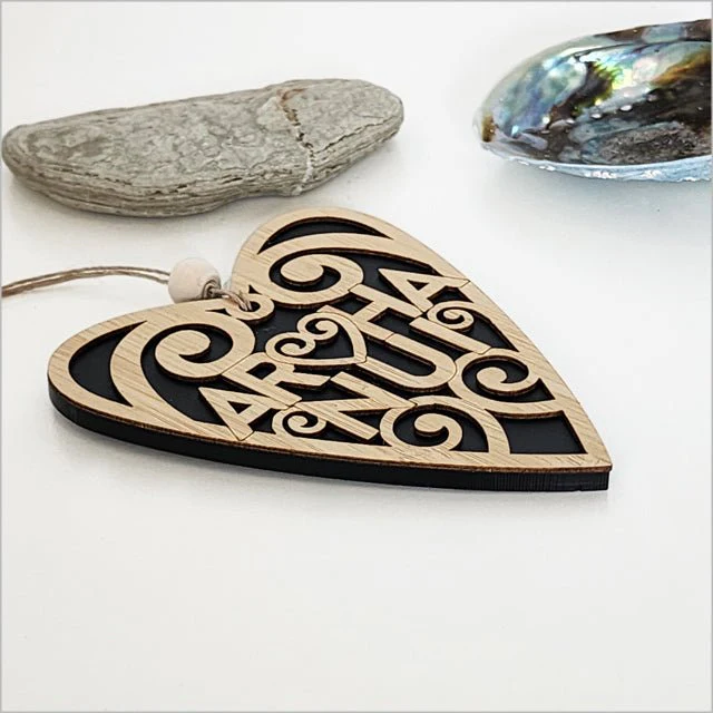 NZ Maori Arohanui Koru Heart Christmas Ornament - Image 8