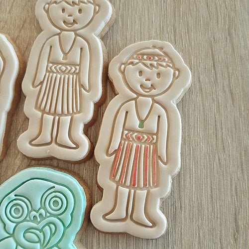 NZ Maori Boy Cookie Cutter and Fondant Stamp - Image 3