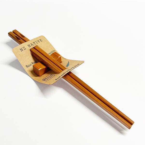 NZ Matai Wood Chopsticks with Engraved Silver Fern - Image 3