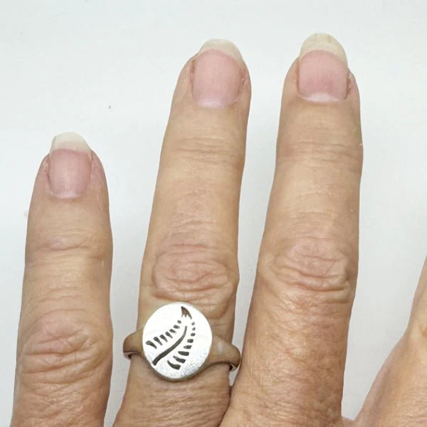 NZ Silver Fern Signet Ring - Image 3