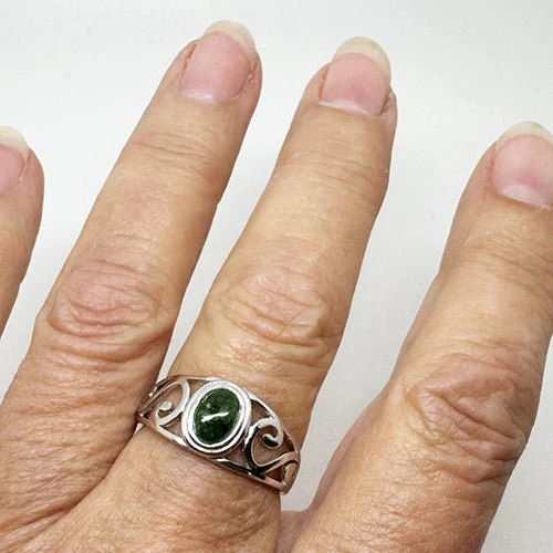 Pretty Genuine Pounamu Sterling Silver Koru Greenstone Ring - Image 3