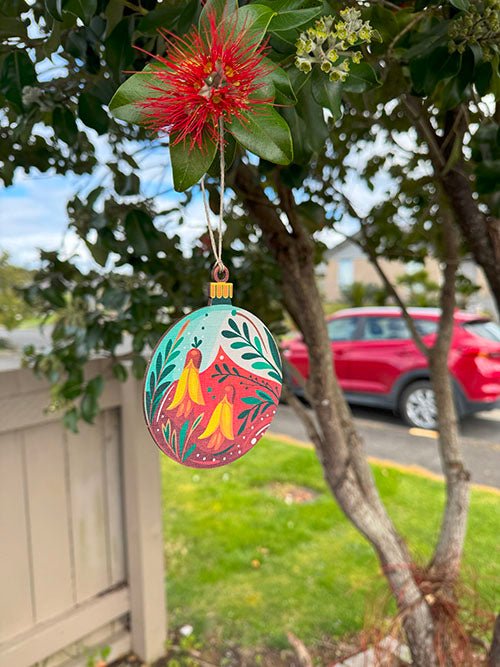Set of 4 Pop Out NZ Flowers Christmas Ornaments - Image 3
