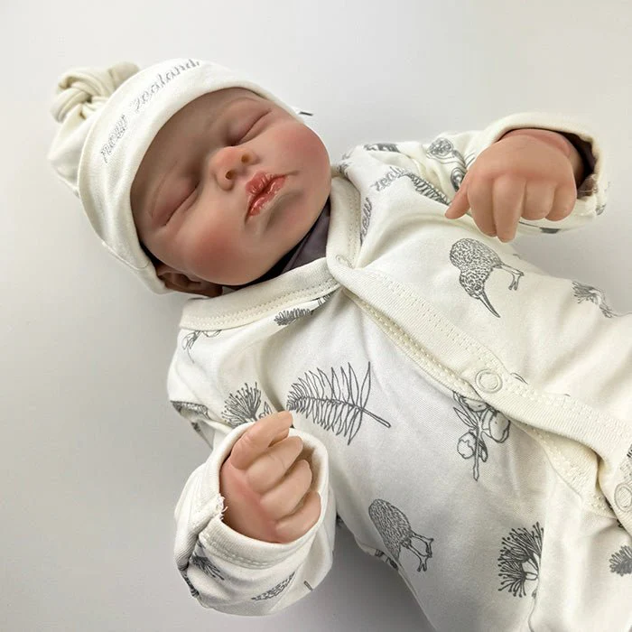 Souvenir Newborn Baby Romper Set Blanket and Kiwi Toy Gift Box - Image 11
