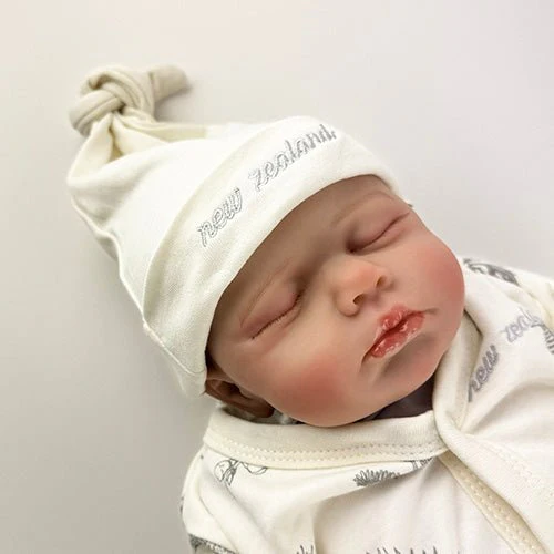 Souvenir Newborn Baby Romper Set Blanket and Kiwi Toy Gift Box - Image 7