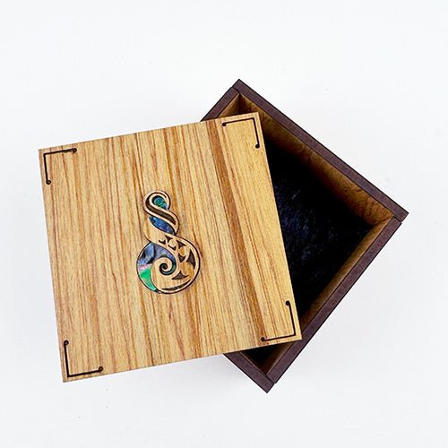 Square Rimu Maori Love Twist Jewellery Box - Image 3